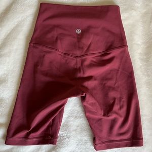 Lululemon Wunder Train High-Rise Short 6”